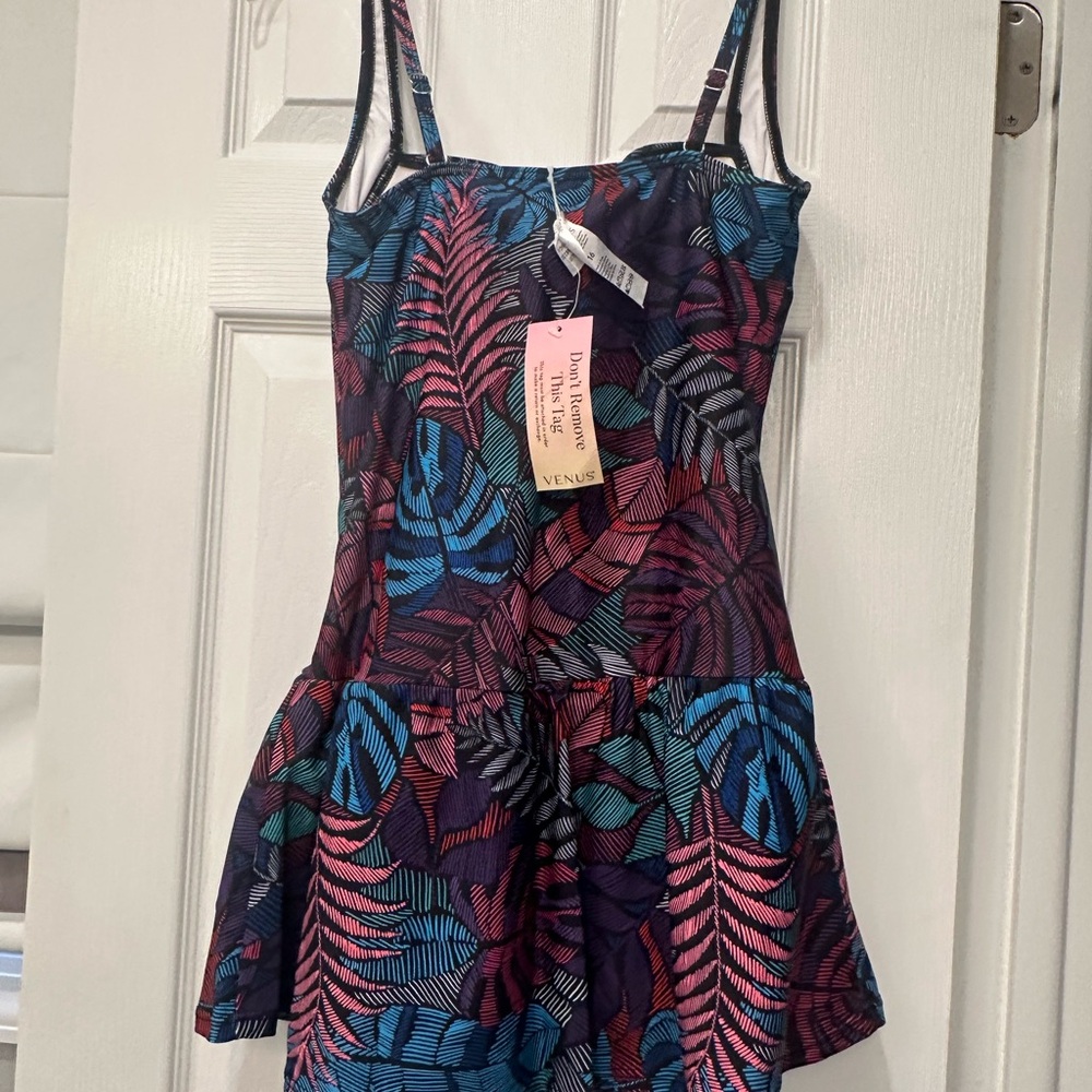 Venis Swim Dress - Skirted Swimsuit - NWT - Size 16 - Picture 3 of 9